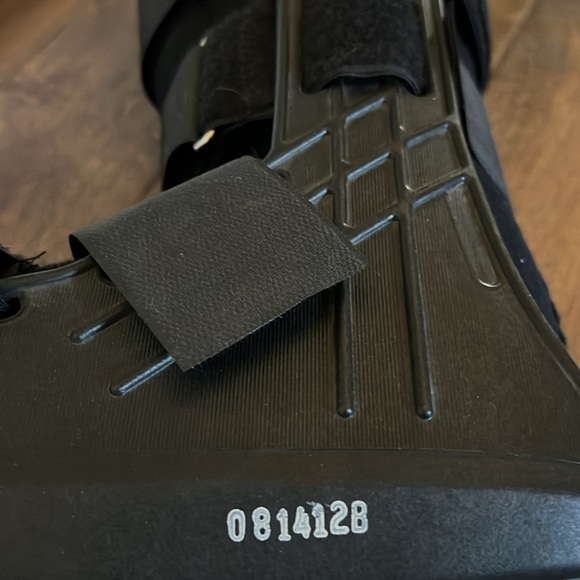 Like New Unisex Adult DJ Orthopedic Black Full Foot Cast Walking Boot - Picture 8 of 12